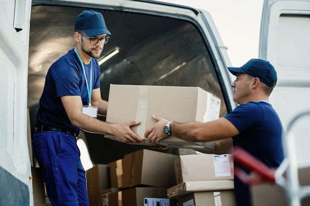 transport & logistics​